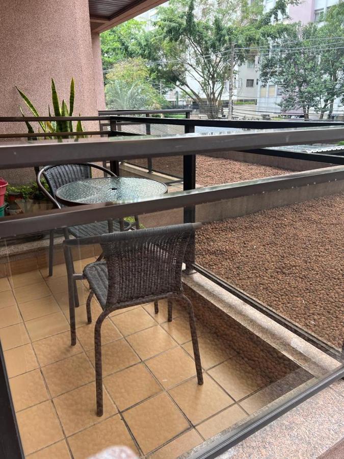 No Jardins Perto Da Av Paulista Com Vaga De Garagem Apartment