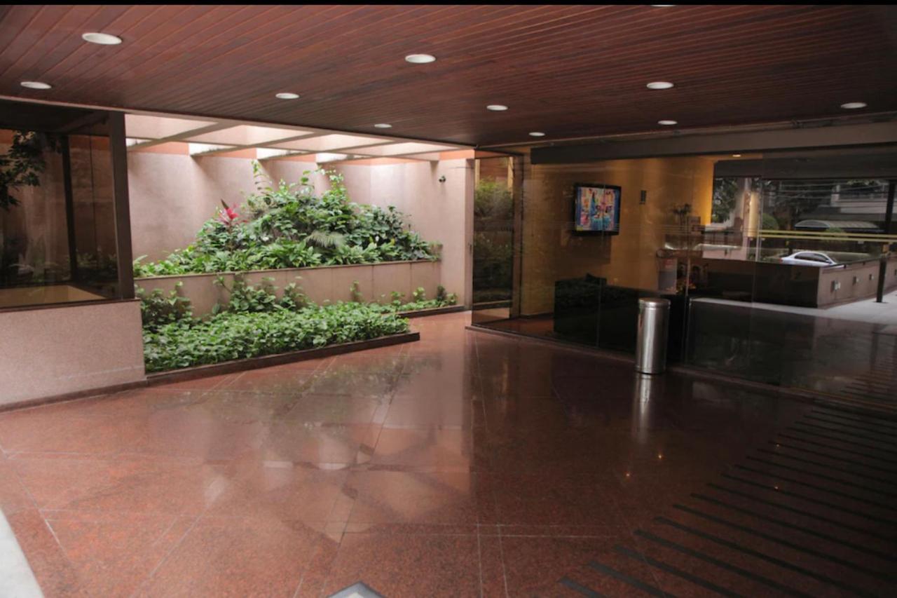 Apartment No Jardins Perto Da Av Paulista Com Vaga De Garagem *